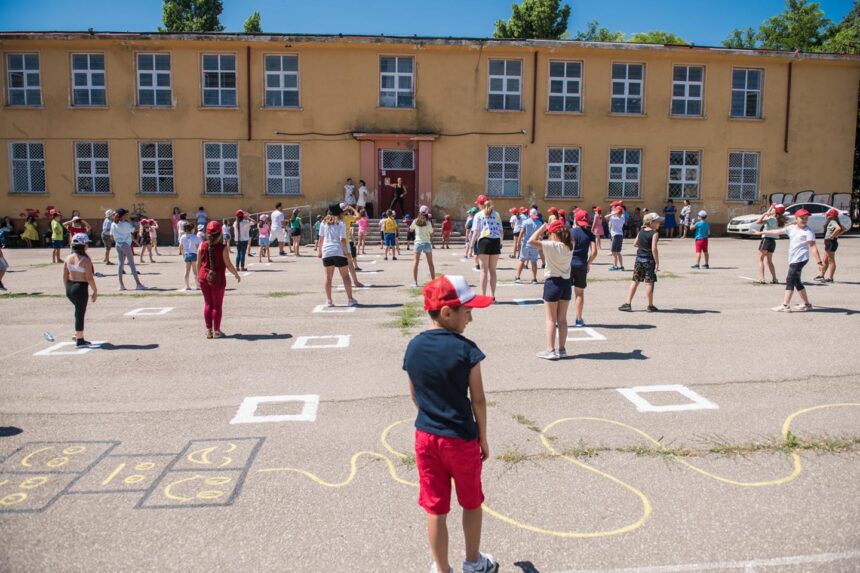 victorie definitiva pentru scoala 10 din constanta planul municipalitatii de a o desfiinta ca entitate juridica a fost blocat 69f0721b9a770