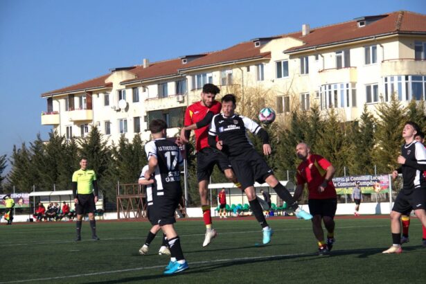 victorii pe linie pentru liderele celor trei serii din liga a v a in etapa de duminica 69d4ded5914de