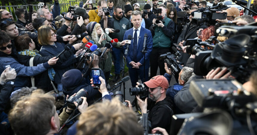 video alegeri ungaria un apropiat al guvernului orban publica un plan intern in engleza prin care acuza tisza de pregatirea unor violente 69dbadf44d66c