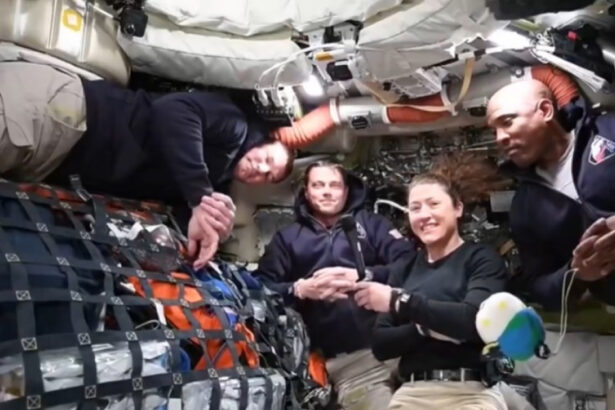 video astronautii misiunii artemis ii pornesc spre luna dupa o zi petrecuta pe orbita pamantului 69cf78c755d3e