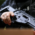 video barbat impuscat mortal de mascati in neamt dupa ce a deschis focul asupra politistilor 69eb0c42022b8