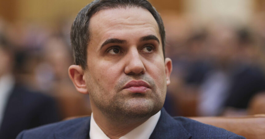 video ciprian serban nu mi se pare potrivit sa vinzi o companie de stat care functioneaza ce spune despre viitorul tarom 69f0600a88c29