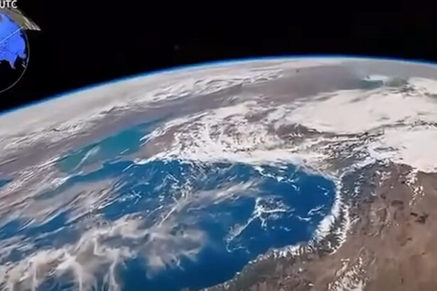 video cum arata marea neagra vazuta din spatiu imagini rare surprinse de capsula orion in misiunea artemis ii 69d9584b97b6c