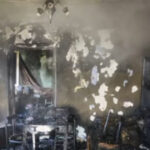 video femeie salvata dintr o casa in flacari la videle un jandarm si un politist au intervenit inainte de sosirea pompierilor 69dcc44e213a1