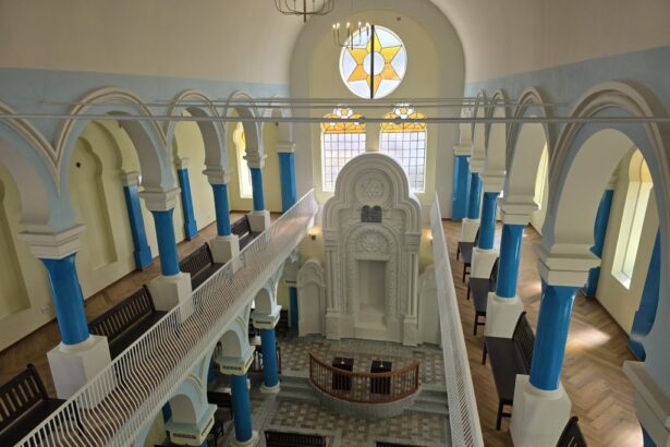 video galerie foto din ruina la lumina sinagoga mare din constanta a fost complet renovata 69f03d4a95e03