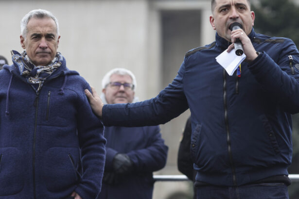 video george simion preia discursul lui calin georgescu inainte de motiunea de cenzura e informat cu privire la actiunile noastre 69f0deef49d07