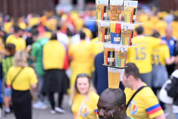 video haos in senat se poate bea bere pe stadion parlamentarii s au incurcat in vot si au schimbat decizia de trei ori 69cd350a3ba40