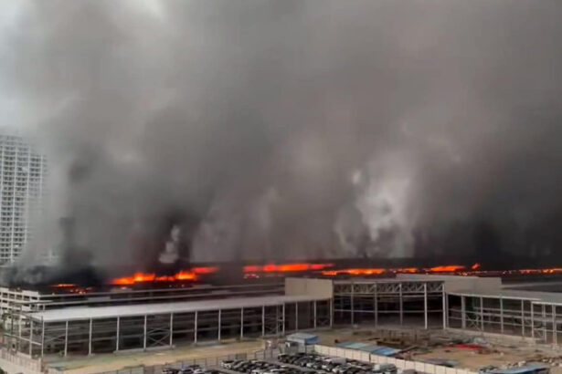 video incendiu urias la o fabrica de masini electrice din china 69de5473da231