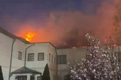 video incendiu violent la o manastire din valcea intervin pompieri din trei judete 69db288987e12