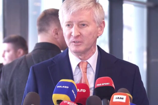 video miliardarul rinat ahmetov despre prietenia cu mircea lucescu m a invatat sa beau vin 69d7d629e3c81