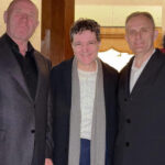 video nicusor dan prezent la manastirea cornu in vinerea mare alaturi de primarul localitatii si presedintele cj prahova membri psd 69da04dd19de5