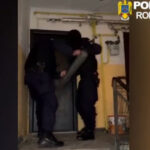 video perchezitii de amploare la o retea de trafic de droguri in 3 judete suspectii vindeau elevilor si ofereau reduceri pentru fidelizare 69e87025a71dd