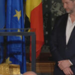 video primele imagini cu coiful de la cotofenesti si doua bratari dacice recuperate dupa ce au furate din muzeul drents din olanda 69ce66b361dba