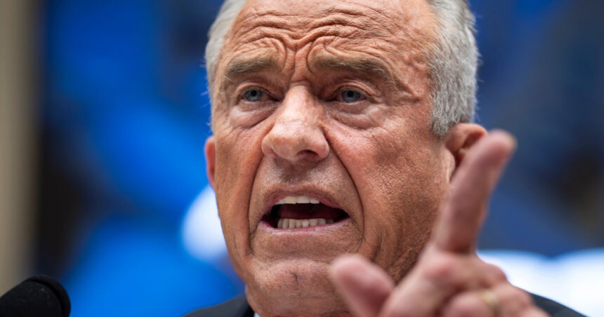 video robert f kennedy intrebat despre instabilitatea emotionala a lui donald trump nu a existat un presedinte mai sanatos la cap 69e292c835b63