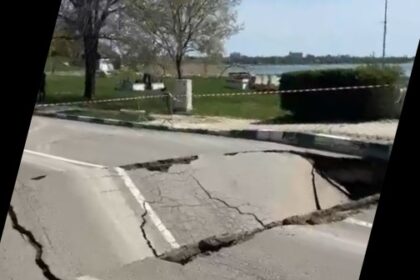 video s a surpat soseaua in techirghiol chiar in centru traficul rutier a fost sistat 69eb4ce2ac858