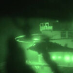 video sua au capturat o nava iraniana in golful oman imagini cu operatiunea gaura in sala motoarelor si forte americane coborand in rapel 69e5c5ed5bf59