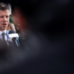 video viata e cel mai mare regizor in timp ce vizita palatul prezidential peter magyar l a zarit pe viktor orban la un balcon 69dfc922114c8