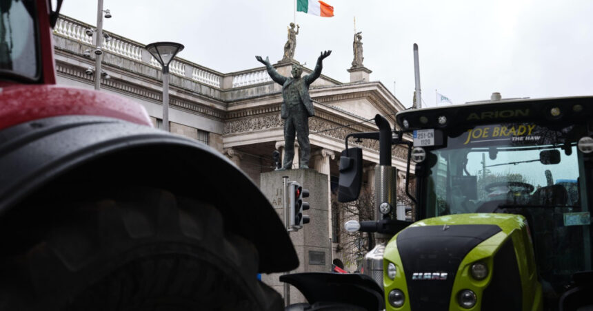 videofoto haos in a patra zi de proteste fata de preturile la combustibil in irlanda manifestatii si in norvegia tara producatoare de petrol 69d93c2c790a0
