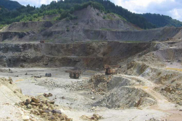 zeci de ong uri acuza un abuz prin legea de expropriere in interes privat pentru minerit scrisoare catre ursula von der leyen 69d4f6d33cfbd