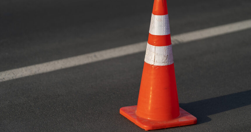 accident pe dn 67 in gorj patru persoane ranite dupa ce o masina a lovit un copac 6a08a7f937f4f