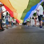 all of us tema bucharest pride 2026 marsul va fi pe 13 iunie organizatorii pregatesc un manifest cu revendicari pentru politicieni 69fca7bc3f287