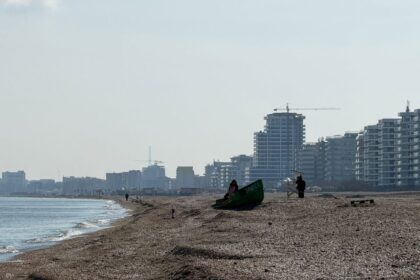 alte 6 sectoare de plaja din navodari au fost atribuite cu ce bani si cine sunt fericitii jupani 6a0245c22a6b7