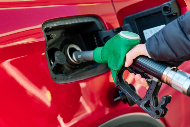 analiza linistea dinaintea furtunii analistii avertizeaza ca europa s ar putea confrunta cu epuizarea stocurilor de petrol in cateva saptamani 6a0bf6dfbad8d