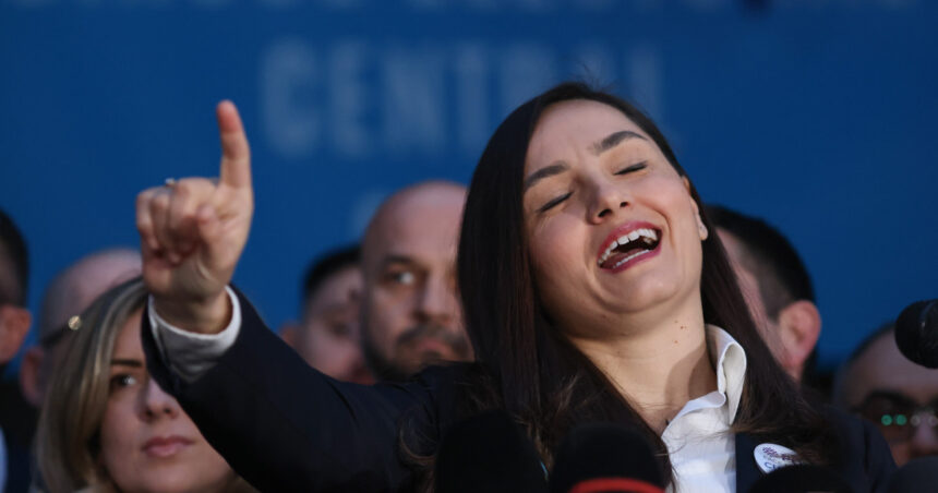 anamaria gavrila dupa discutiile cu nicusor dan pot va sustine orice formula pro occidentala de guvernare 6a0b27b4777d7