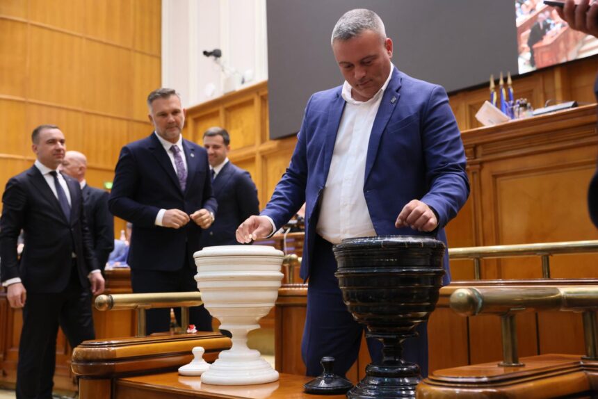 asa traseist mai rar deputat fasnet din mangalia a schimbat patru partide in patru ani a votat pentru caderea lui bolojan si acum s a inscris in pnl 6a0d7866f1d96