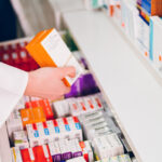 avertismentul doctorilor despre medicamentele expirate ce riscuri ascund pastilele uitate in sertar 6a0802bb8ea49