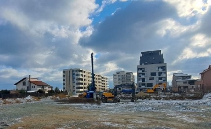 bela tanase poate continua lucrarile la blocul de 7 etaje de la palazu mare instanta a respins suspendarea lucrarilor 6a04733164aed