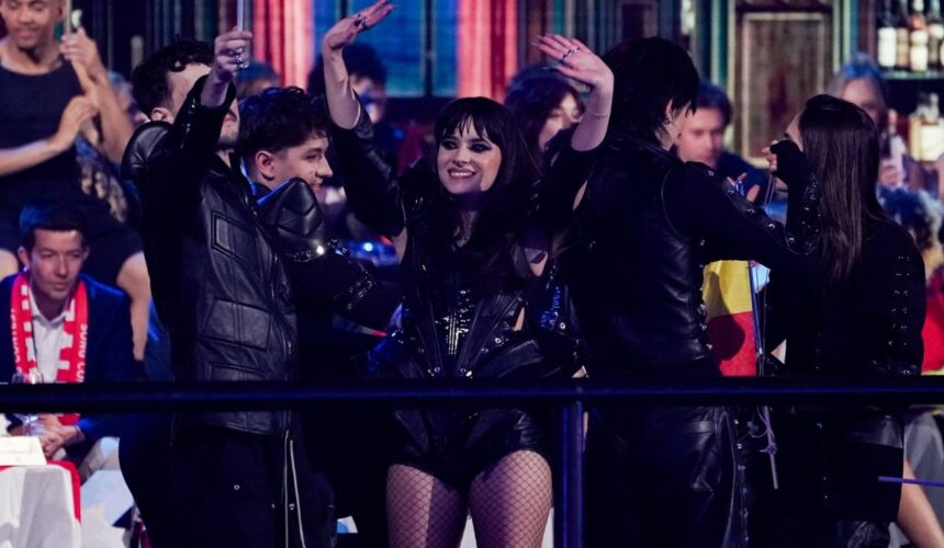 cine transmite finala eurovision 2026 la tv in romania la ce ora incepe ultimul act din viena alexandra capitanescu urca pe scena 6a080cdf924f5