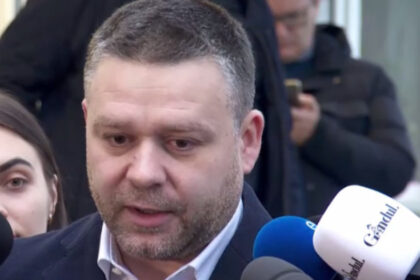 ciprian ciucu intrebat daca motiunea de cenzura va trece se joaca lipsesc intre cinci si zece voturi ca sa nu treaca 69f78bada3fad
