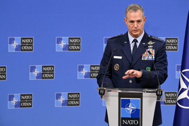 comandantul fortelor aliate din europa retragerea a 5 000 de soldati americani din germania nu afecteaza apararea nato 6a0c9c1e418b1