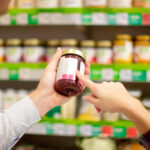 cum citesti corect eticheta alimentelor specialistii explica diferenta dintre termen limita si data optima de consum 69f586d857a40