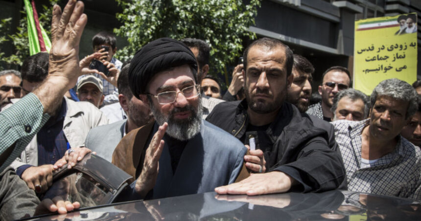 desi n a mai fost vazut din februarie mojtaba khamenei i ar fi dat noi directive comandantului armatei iraniene scrie agentia fars 6a0082ff8f9dc