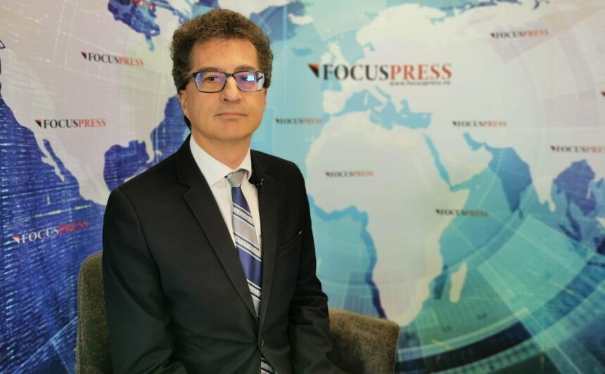 directorul medical al serviciului judetean de ambulanta il acuza pe fostul manager de hartuire ce a decis instanta 6a0438ff04240