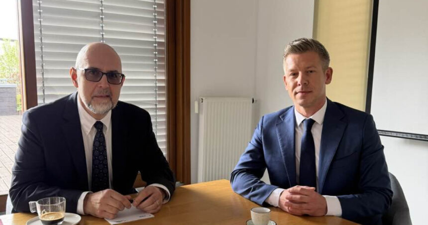 exclusiv ce i a reprosat peter magyar liderului udmr la budapesta kelemen hunor trebuie sa avem o relatie buna cu guvernul maghiar 6a03341f3824c