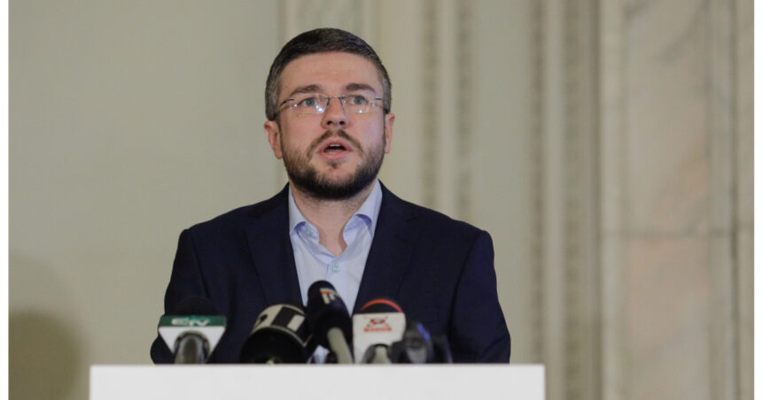 exclusiv irineu darau socat de minciuna din politica azi stai in fata si esti sigur ca spun adevarul iar a doua zi fac exact opusul 6a09f23b9a434