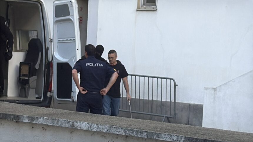foto video procurorii gigi valentin stefan si teodor nita arestati preventiv de iccj in dosarul de coruptie al parchetului general decizia nu este definitiva 6a074cdfb1ed4
