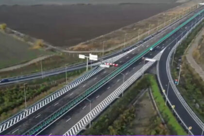 furnicar pe autostrada moldovei a7 secretar de stat in mt in fiecare zi se astern peste 10 000 de tone de asfalt 69f6e61a3466c
