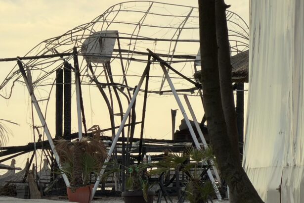 galerie foto video dezastru in mamaia imaginile de dupa incendiul care a mistuit clubul argo 6a0d549cb957b