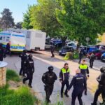 galerie fotovideo mascatii au impanzit palatul de justitie baietii din km 4 5 adusi la instanta 6a0c00c5c4d0f