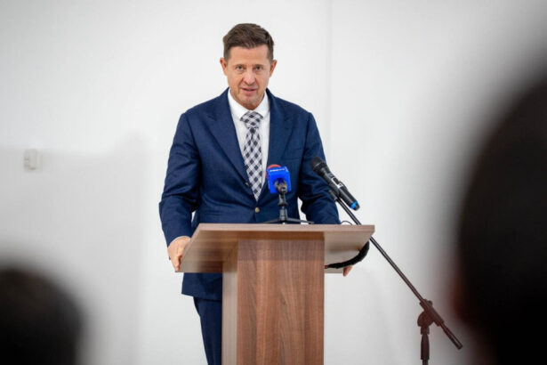 hubert thuma nu vrea iesirea de la guvernare locul pnl este acolo unde se iau decizii pentru romani nu pleaca nicaieri 69f9f62fb59a0
