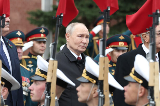 in discursul de ziua victoriei putin n a uitat de nato si de ucraina armata rusa avanseaza in ciuda sprijinului acordat inamicului 69ff11b45de2a