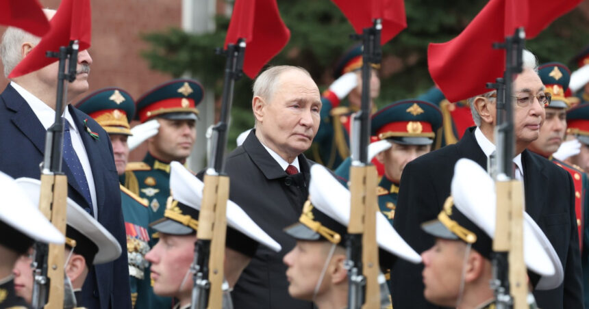in discursul de ziua victoriei putin n a uitat de nato si de ucraina armata rusa avanseaza in ciuda sprijinului acordat inamicului 69ff11b45de2a
