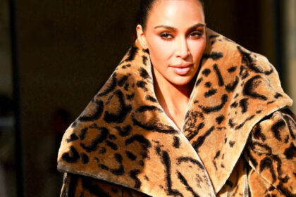 kim kardashian cere despagubiri de 1 euro de la hotii bunici care au jefuit o de bijuterii de 9 milioane de euro in paris 6a0b5528733f2