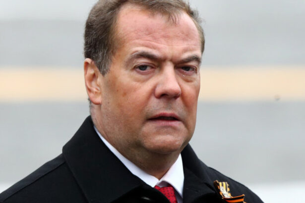 medvedev ameninta cu un masacru de proportii securitatea rusiei prin frica animalica a europei 69fb596d15dad