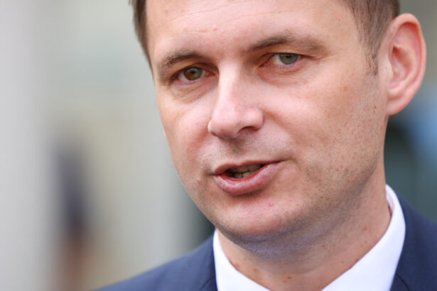 mircea abrudean la aproape o luna de la demisia ministrilor social democrati nu putem fugi de realitate psd sa si asume guvernarea 6a0d97b528f43