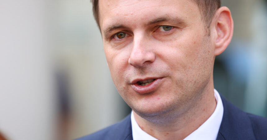 mircea abrudean la aproape o luna de la demisia ministrilor social democrati nu putem fugi de realitate psd sa si asume guvernarea 6a0d97b528f43